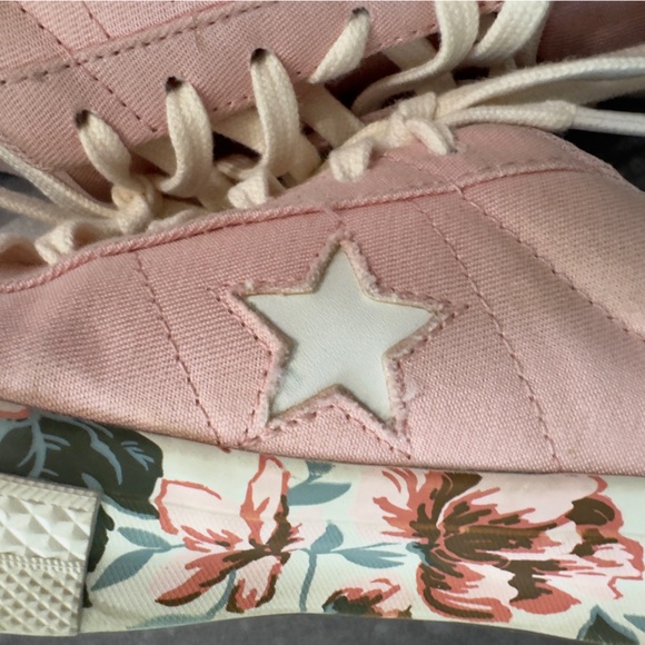 CONVERSE Womens Storm Pink Floral Sneakers - Picture 8 of 14